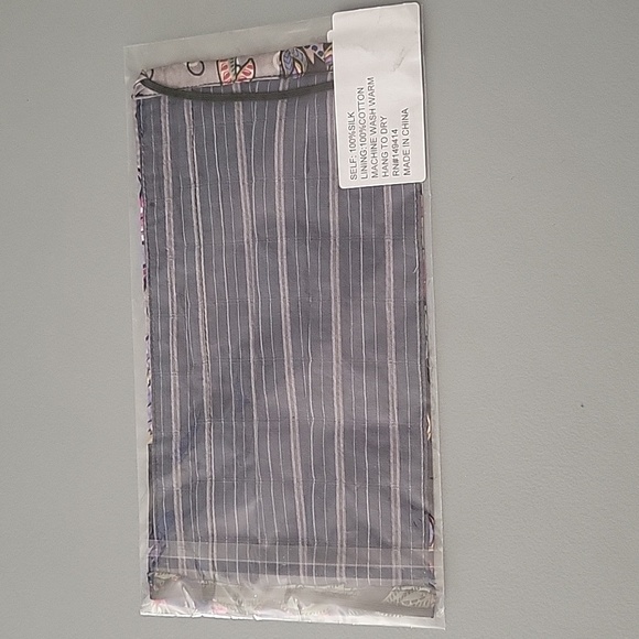 Johnny Was Silk Face Mask NWT - Picture 5 of 5